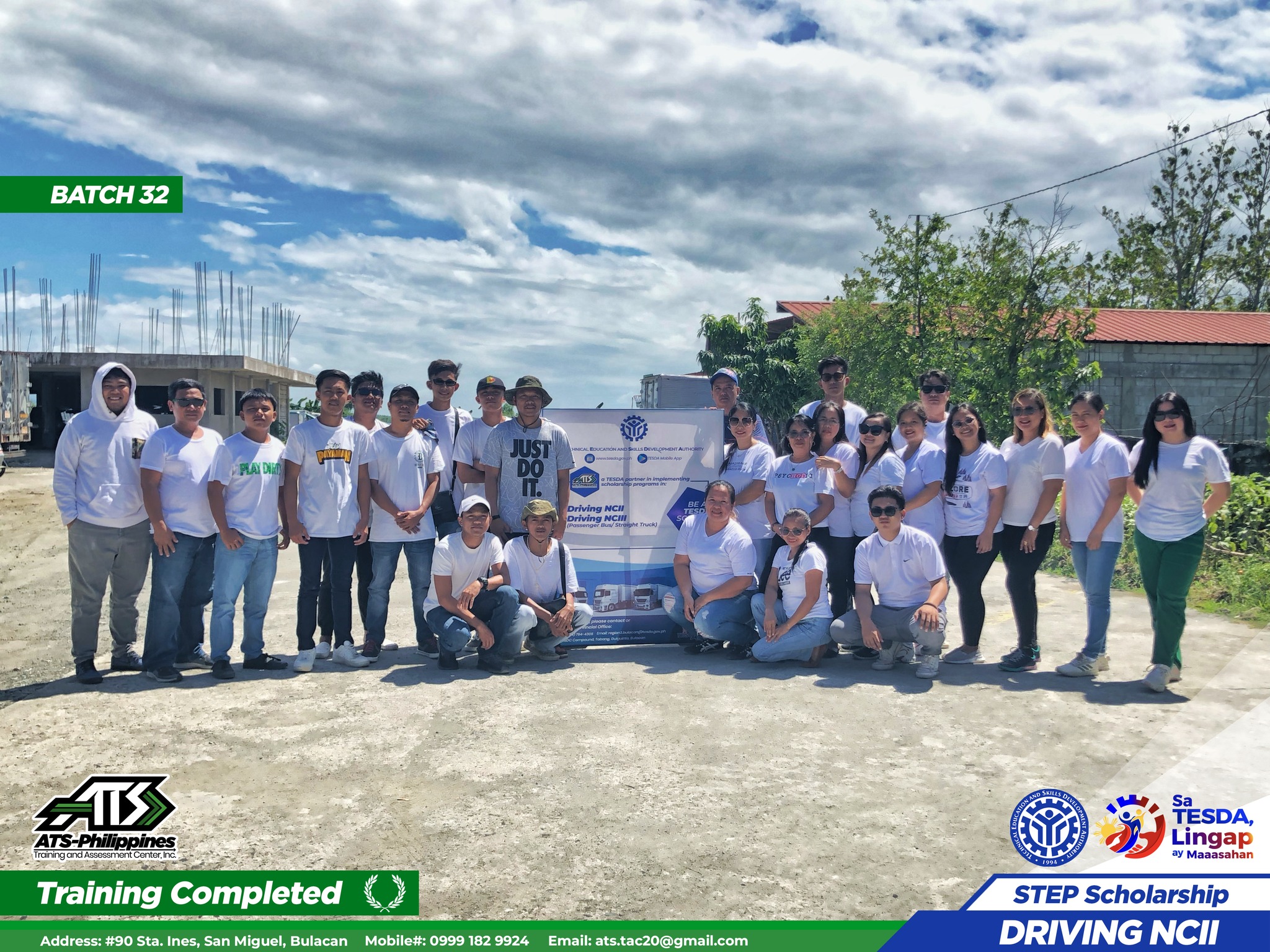 Batch 32 graduate picture